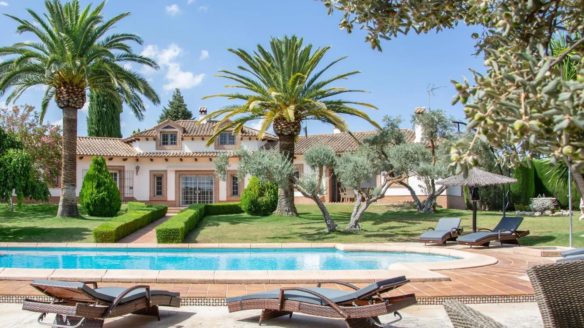 Andalusische Luxus-Finca Villa La Almunia Garden Ronda Arriate Spain
